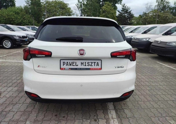 Fiat Tipo cena 52900 przebieg: 51765, rok produkcji 2019 z Karpacz małe 379